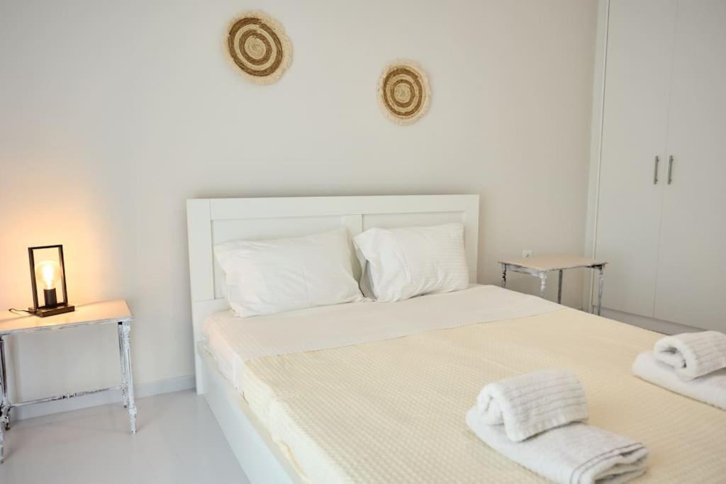 Panoramic White Blue Apartment คีออส ภายนอก รูปภาพ